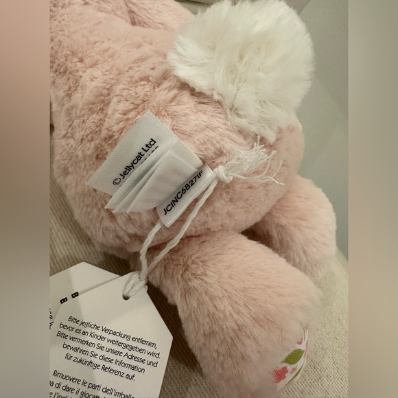 Blossom Blush Bunny Cherry Small 2025 Limited Edition Authentic RARE NWT - Picture 5 of 6